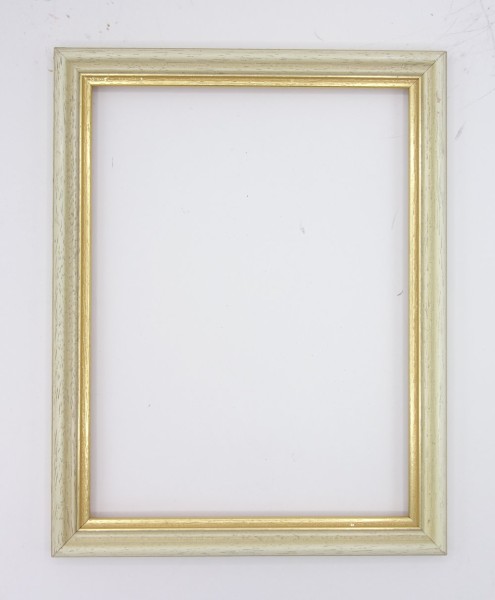 Leerrahmen Elfenbein/Weiß mit Goldkante 18,3 x 24,3 cm Falzmaß